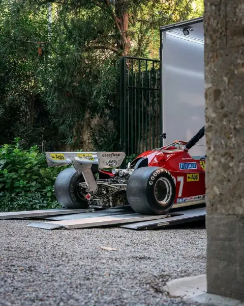 Slideshow-246 Gallery Picture 16