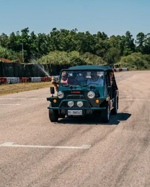 Slideshow-245 Gallery Picture 17