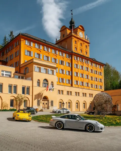 Slideshow-242 Gallery Picture 6