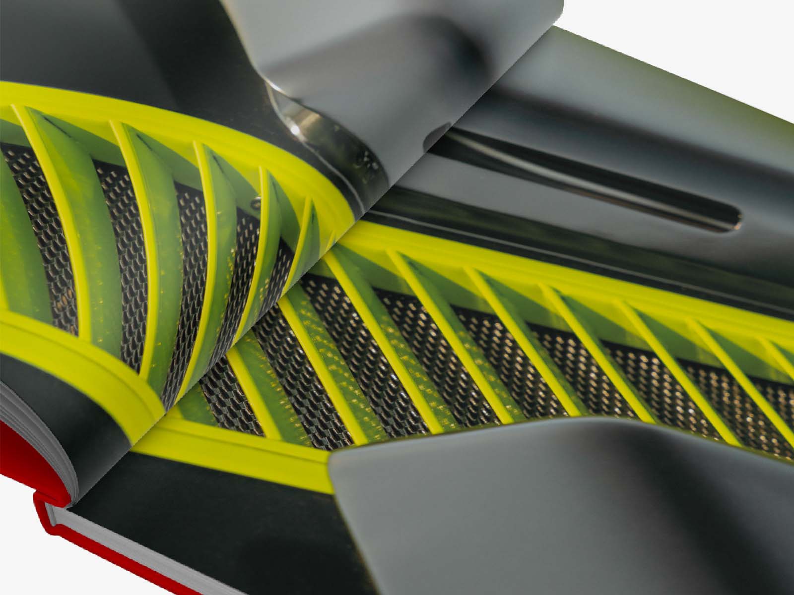 Fuoriconcorso BERLINETTA BOXER – THE LEGEND Pagine Interne